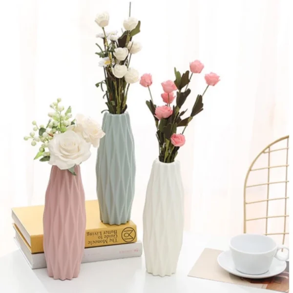 Random Nordic Faux Ceramic Flower Vase